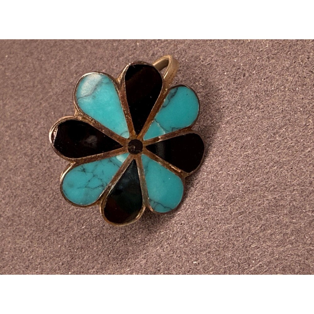 Zuni Turquoise Jet Inlay Flower Earrings Sterling Silver 40s–60s Southwest Jewel - Picture 6 of 9